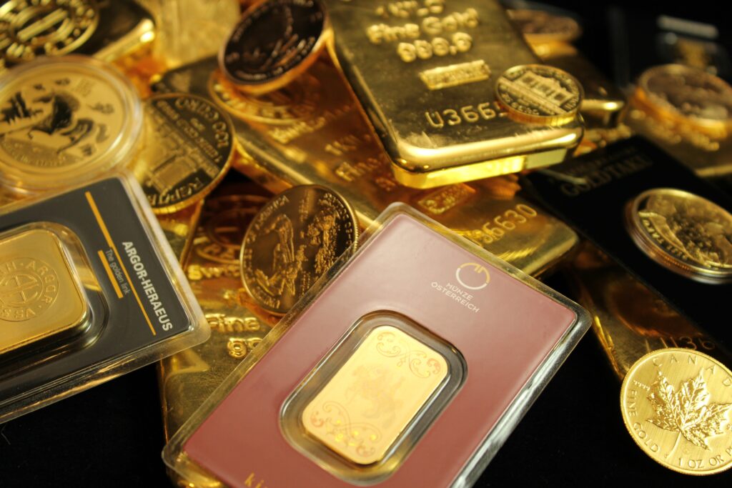 Risken för en lågkonjunktur i USA är stor, därav finns det en sannolikhet att vi får se ett guldpris som stiger till 2 000 dollar per ounce, eftersom denna lågkonjunktur av flera bedömare anses som en katalysator för guld.