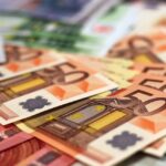 Valutaparet EUR/SEK har nu passerat 11,6 vilket gör att sommarens solsemestrar till Spanien och Grekland blir ännu dyrare än tidigare.