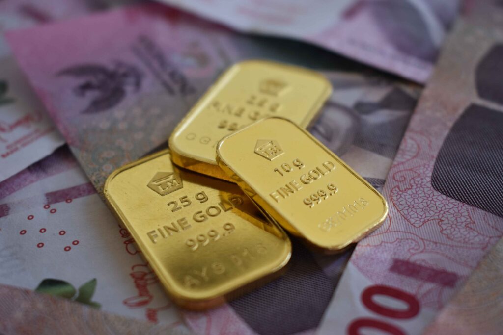Så mycket som 35,7 ton guld innehas av centralbankerna i världen som helhet, enligt de senaste siffrorna från World Gold Council. Detta motsvarar vikten av nästan 6000 vuxna hanelefanter. Ungerns centralbank har varit en stor köpare de senaste åren.