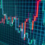 Swingtrading är en typ av handelsstrategi som huvudsakligen fokuserar på att göra vinster genom trendförändringar över korta tidsramar. Positionerna innehas några dagar till veckor om handeln förblir lönsam.